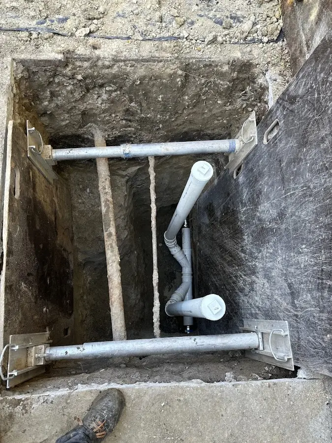 Experienced plumber completing Gas Line Repair work in Potomac